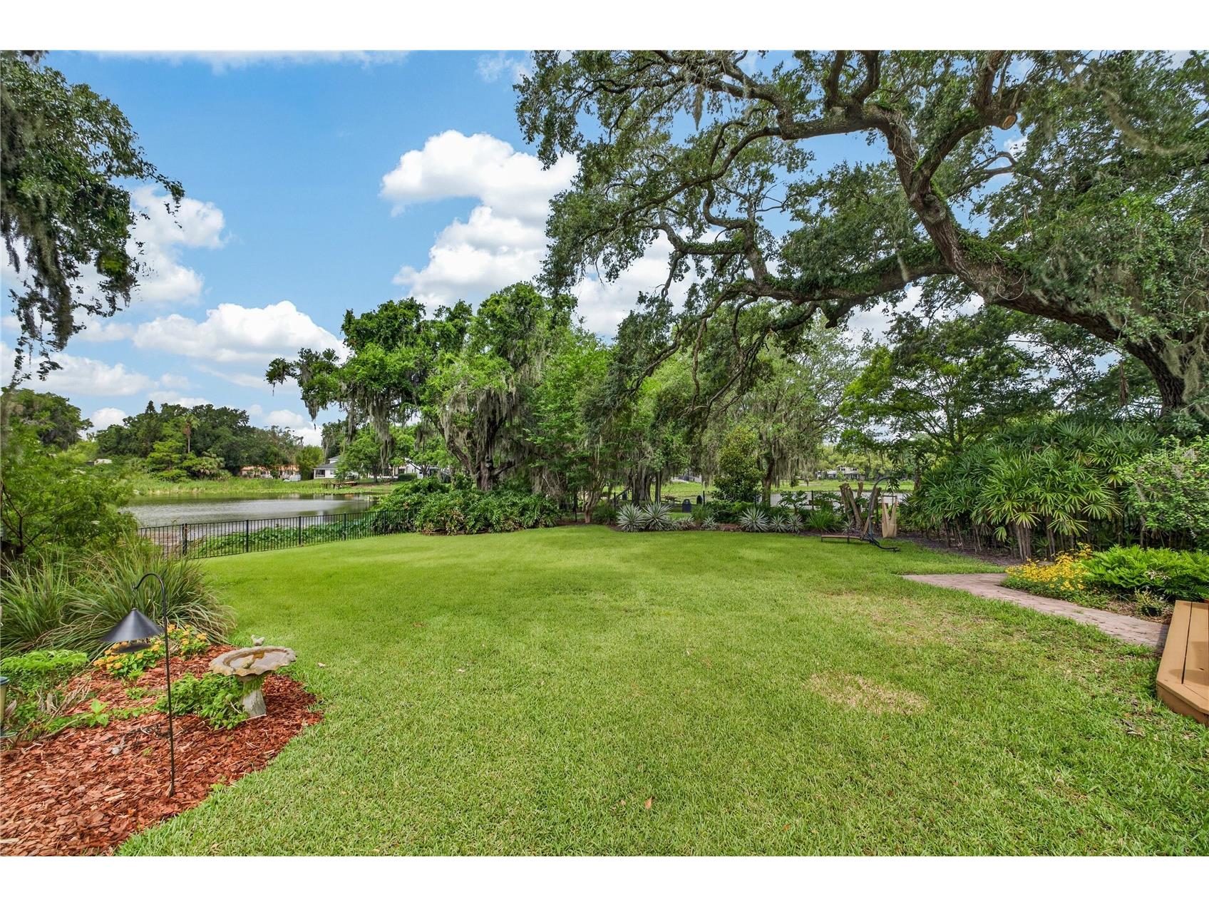 1800 Carlton Drive Orlando FL 32806 - LAKE HOURGLASS O6415712 image30