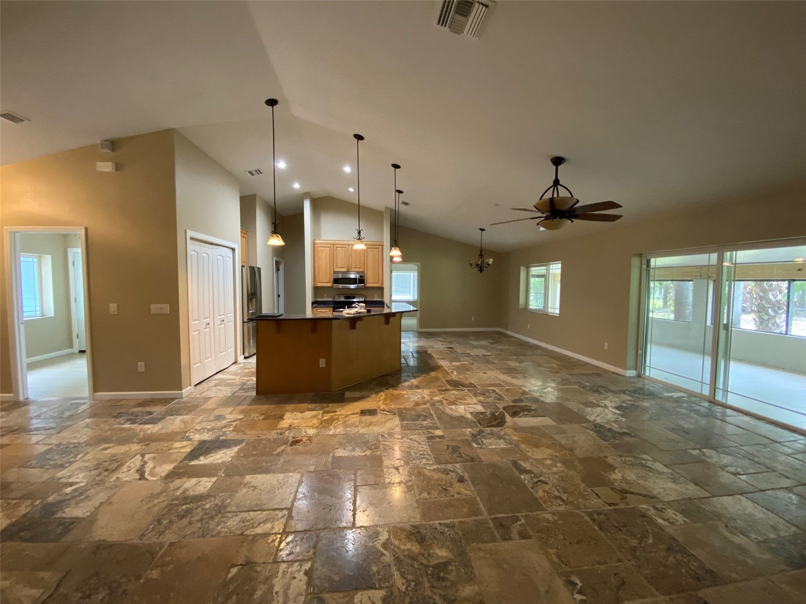 1800 County Road 426 N Oviedo FL 32765 O6409359 image2