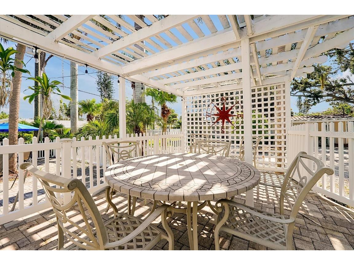 1800 Kofresi Court Ruskin FL 33570 - LITTLE MANATEE RIVER O6336264 image5