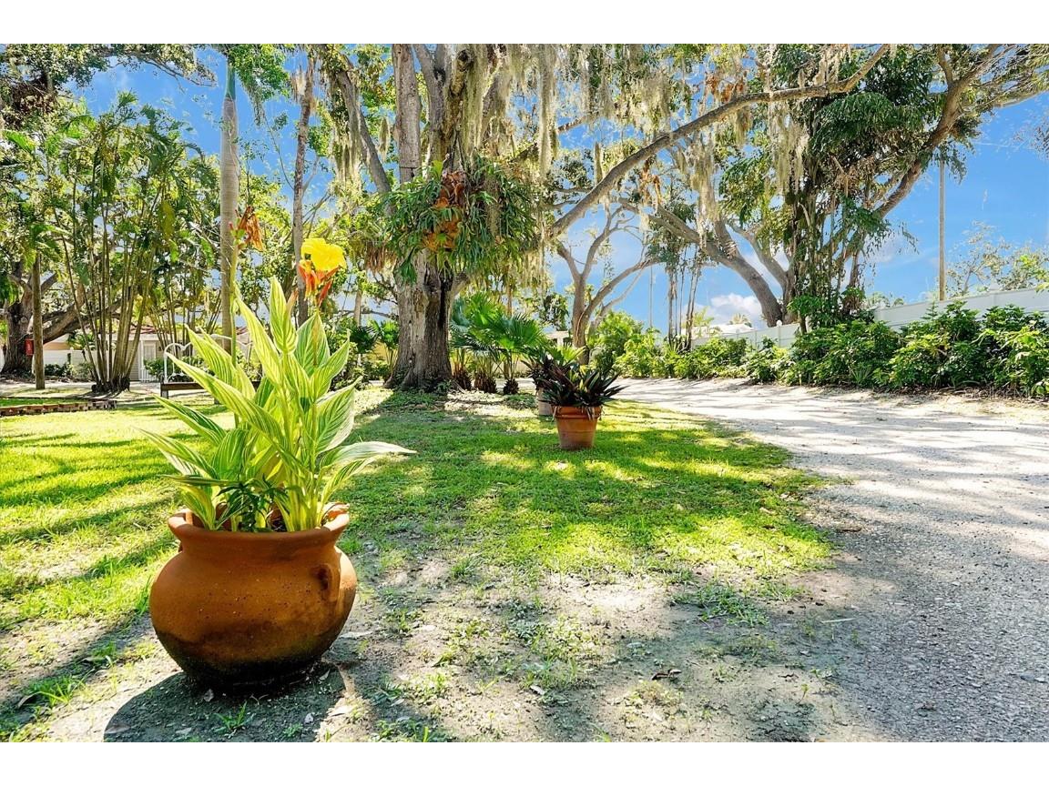 1800 Kofresi Court Ruskin FL 33570 - LITTLE MANATEE RIVER O6336264 image7