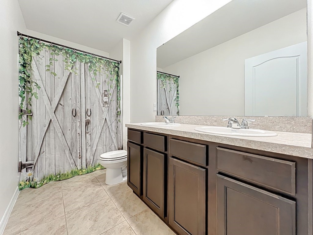 1800 Post Oak Drive Davenport FL 33837 TB8420655 image34