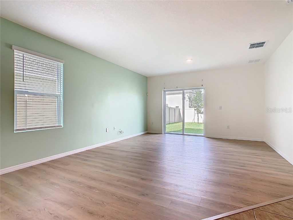 1800 Post Oak Drive Davenport FL 33837 TB8420655 image7