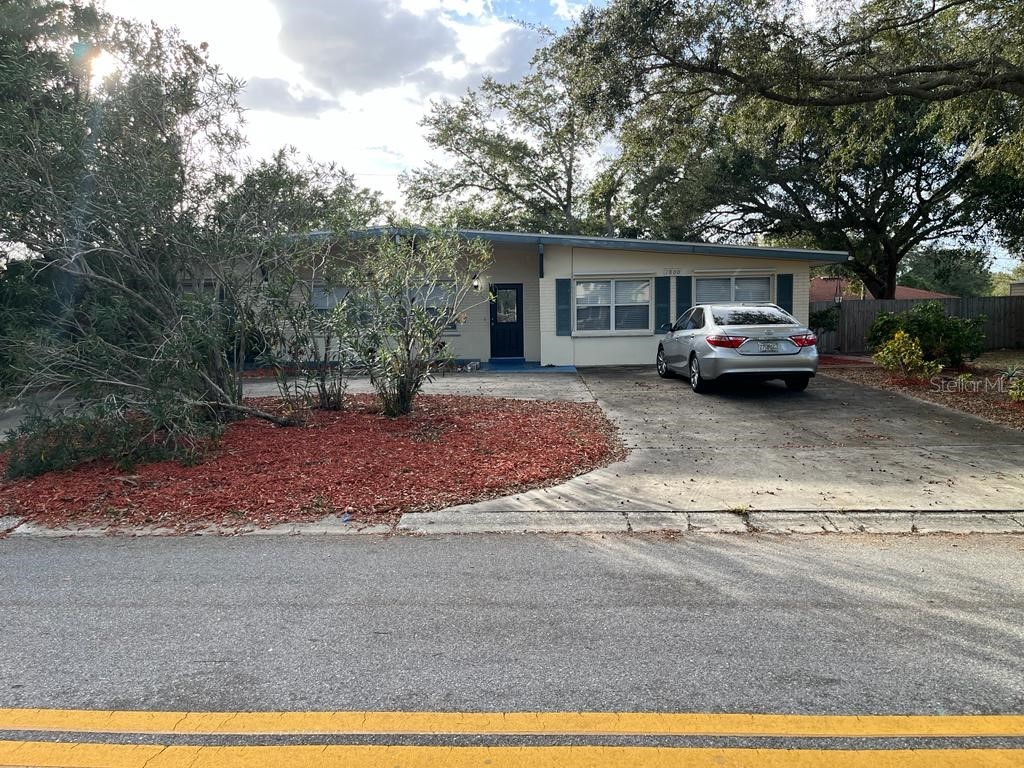 1800 Sharondale Drive Clearwater FL 33755 U8182214 image1