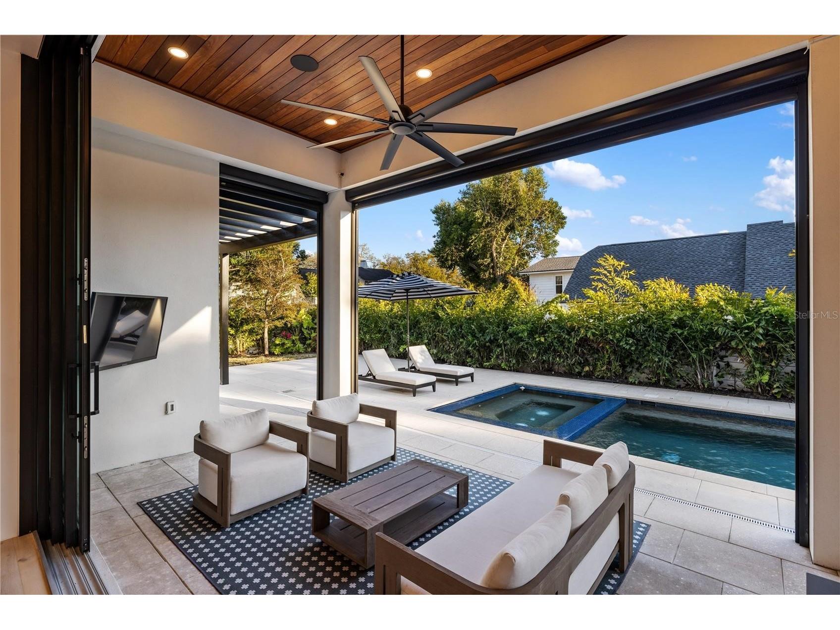 1800 Webber Street Sarasota FL 34239 A4687153 image33