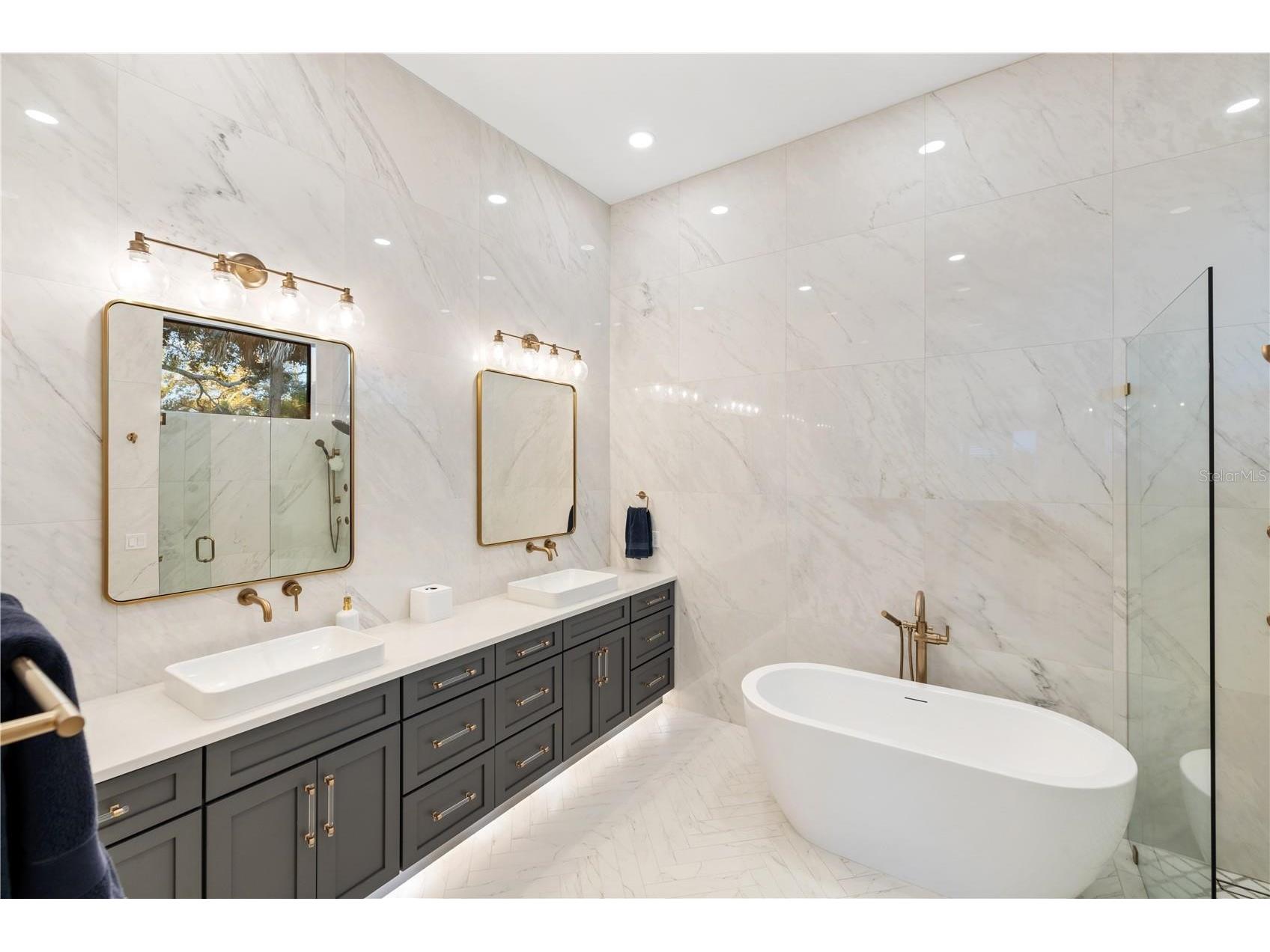 1800 Webber Street Sarasota FL 34239 A4687153 image53