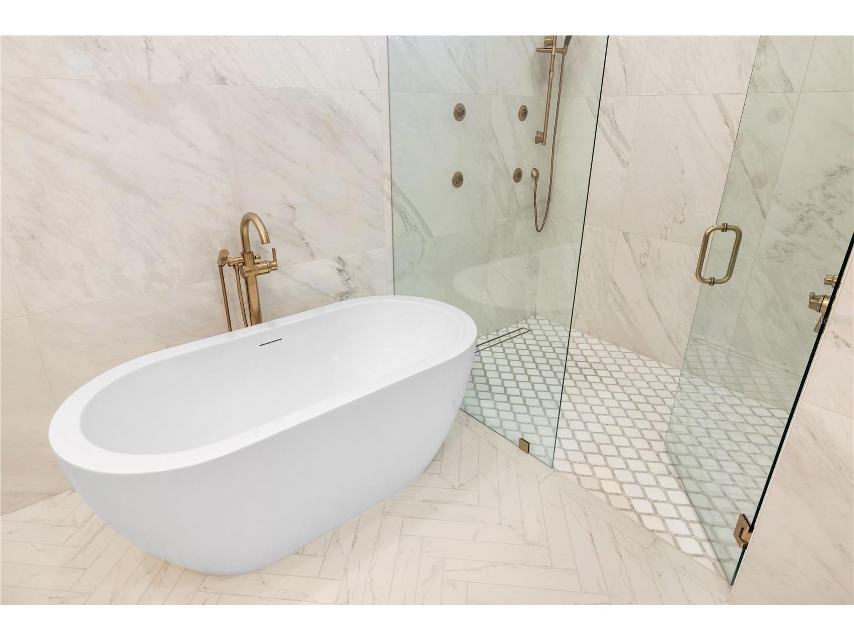 1800 Webber Street Sarasota FL 34239 A4687153 image56