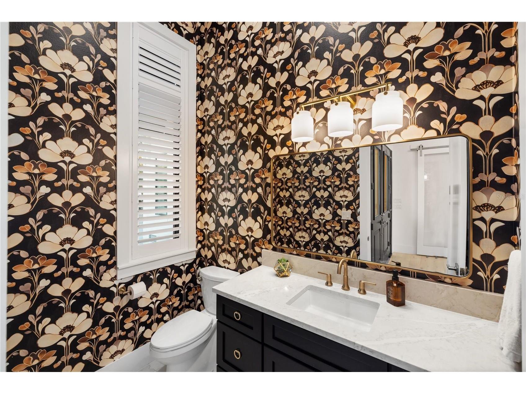 1800 Webber Street Sarasota FL 34239 A4693157 image39