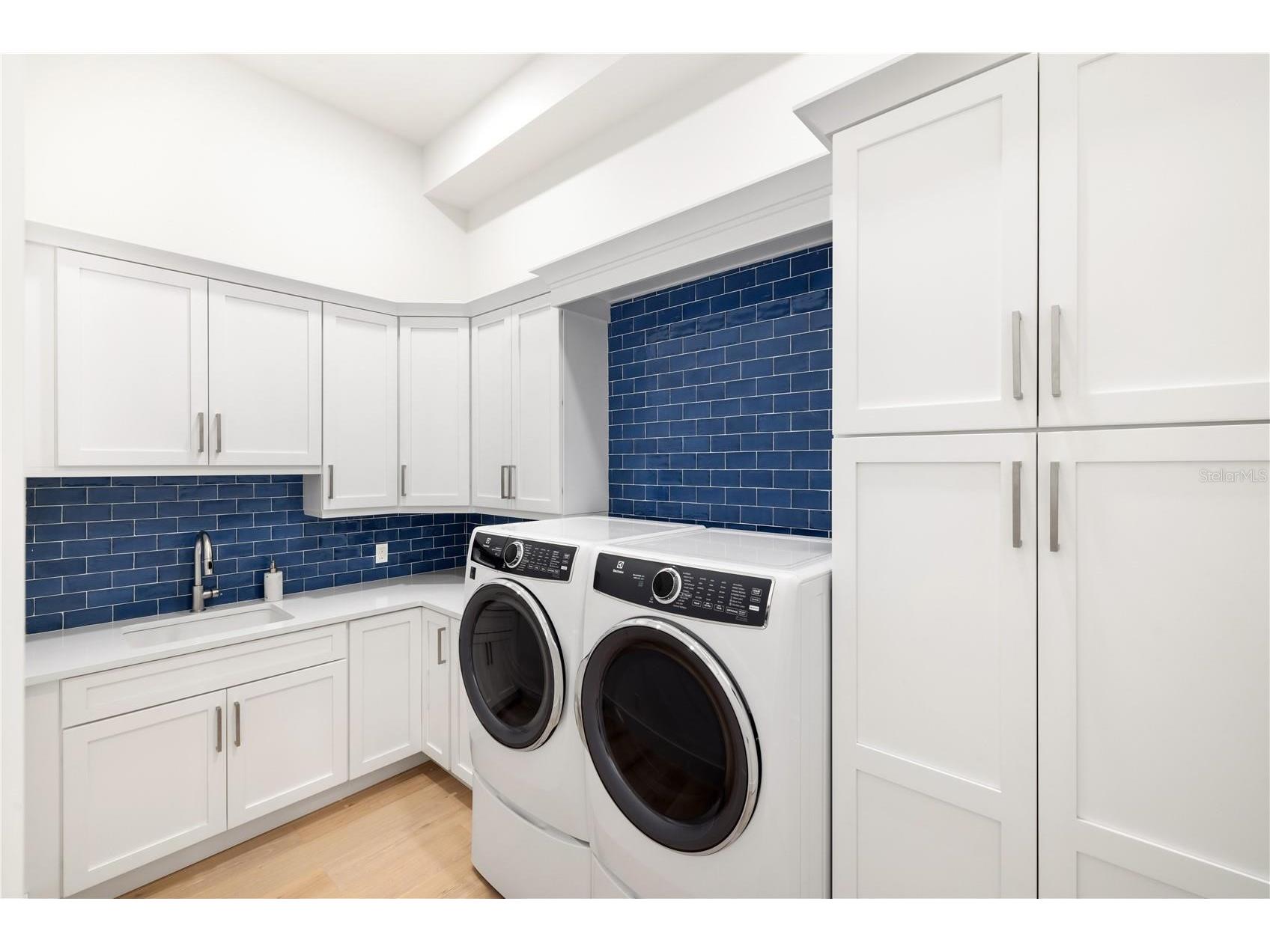 1800 Webber Street Sarasota FL 34239 A4693157 image67