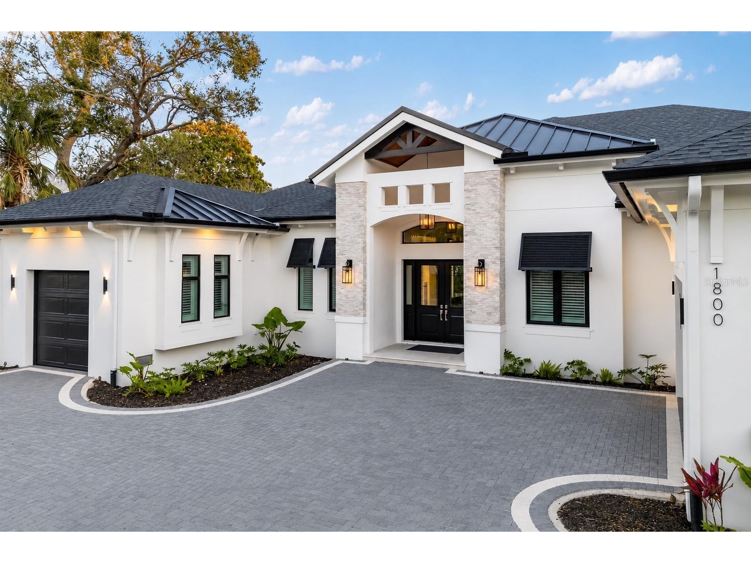 1800 Webber Street Sarasota FL 34239 A4698305 image1