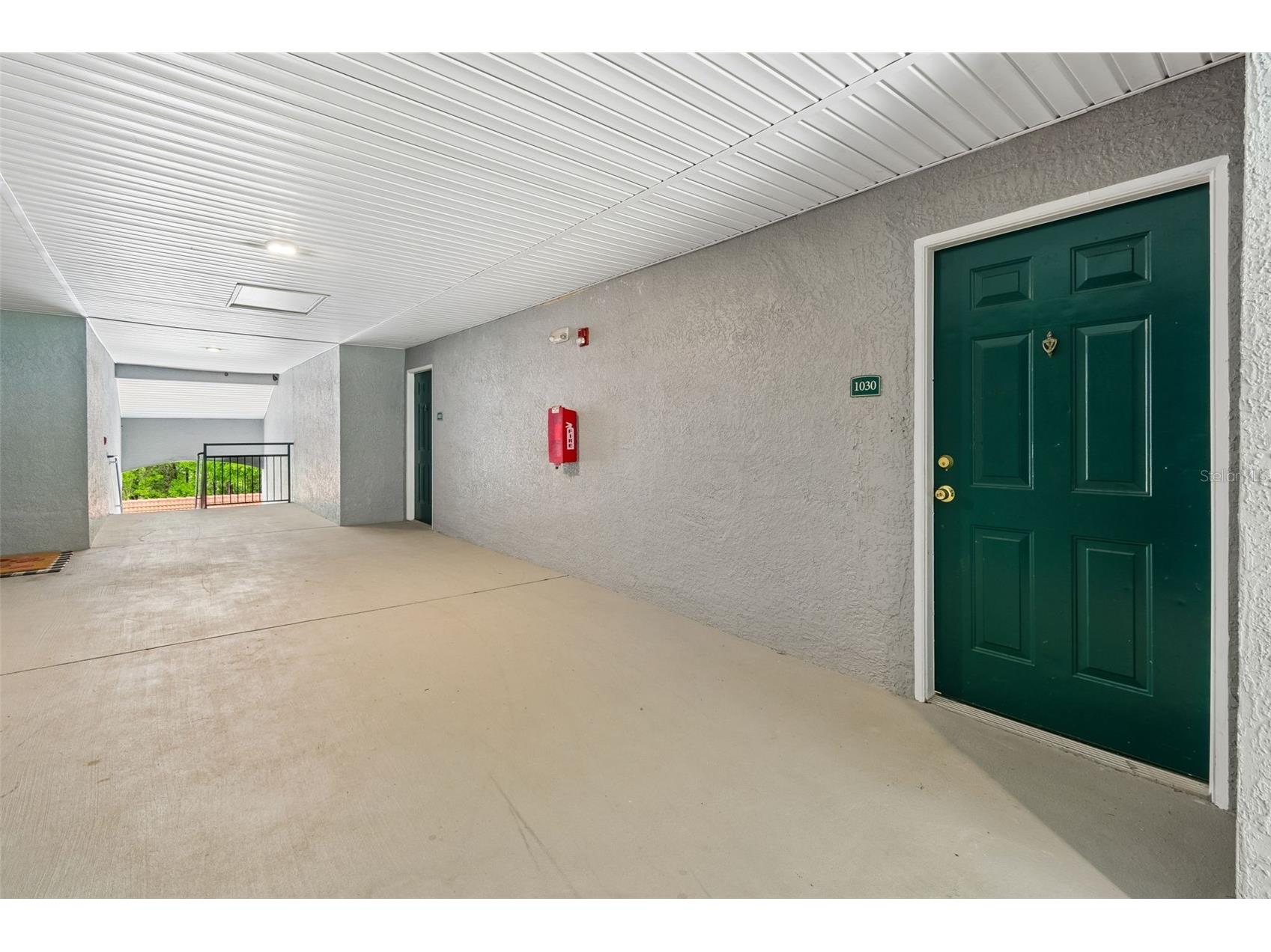 18001 Richmond Place Drive #1030 Tampa FL 33647 TB8494897 image3
