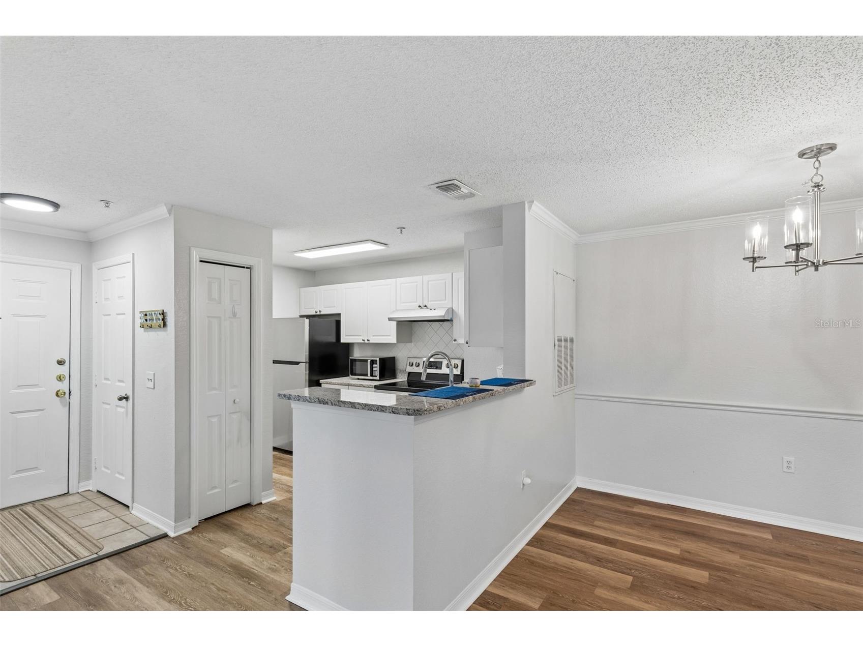 18001 Richmond Place Drive #1030 Tampa FL 33647 TB8494897 image7