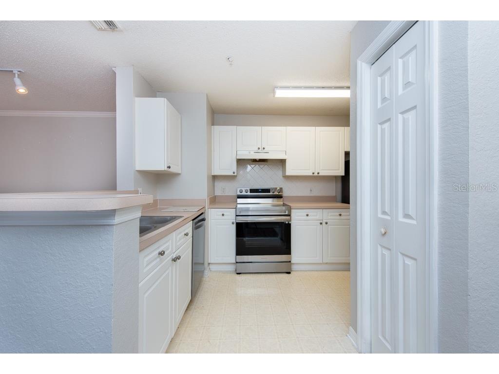 18001 Richmond Place Drive #1032 Tampa FL 33647 TB8364476 image11