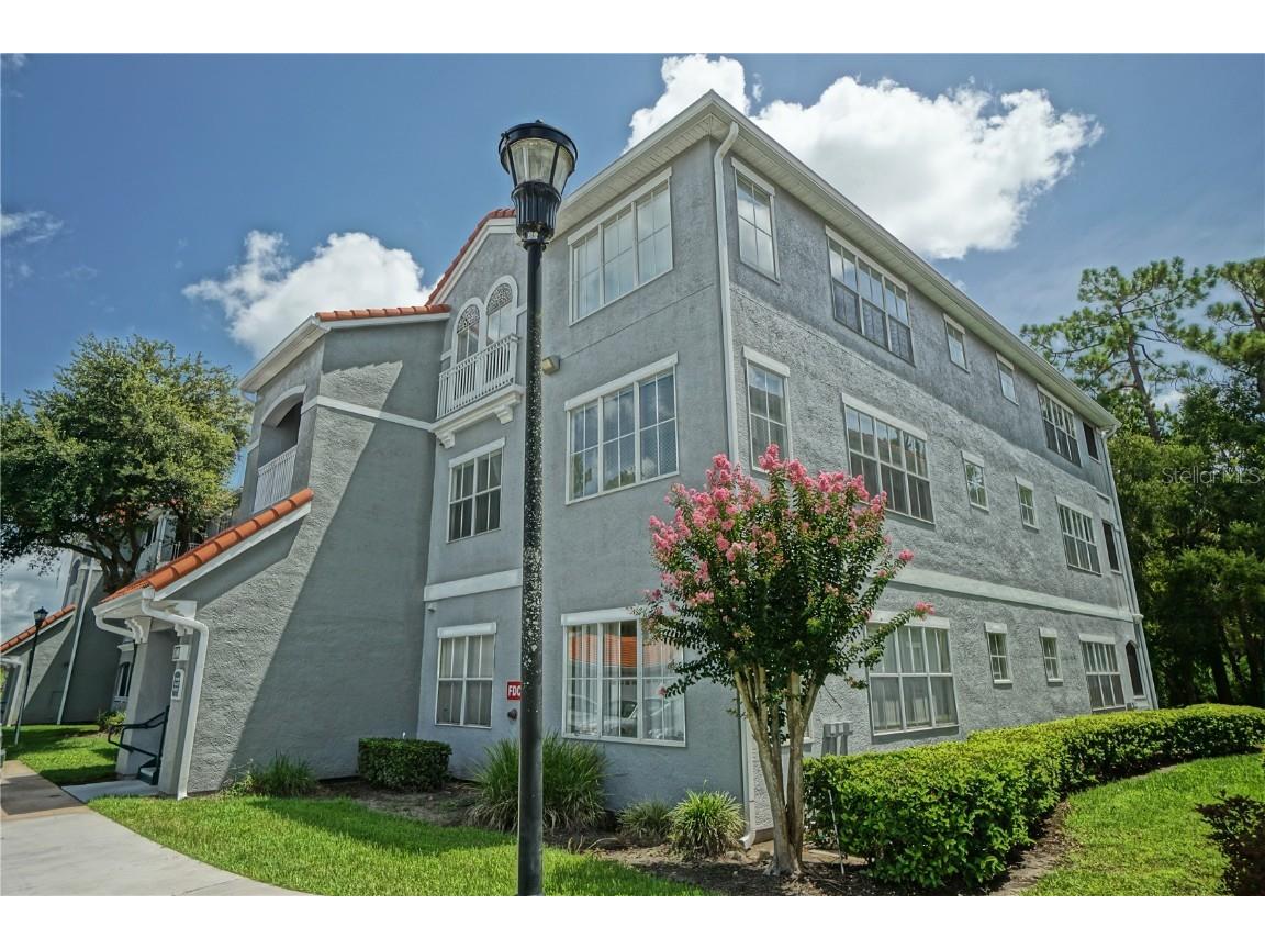 18001 Richmond Place Drive #1127 Tampa FL 33647 U8208394 image1