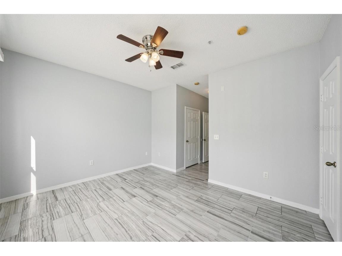 18001 Richmond Place Drive #117 Tampa FL 33647 TB8450546 image16