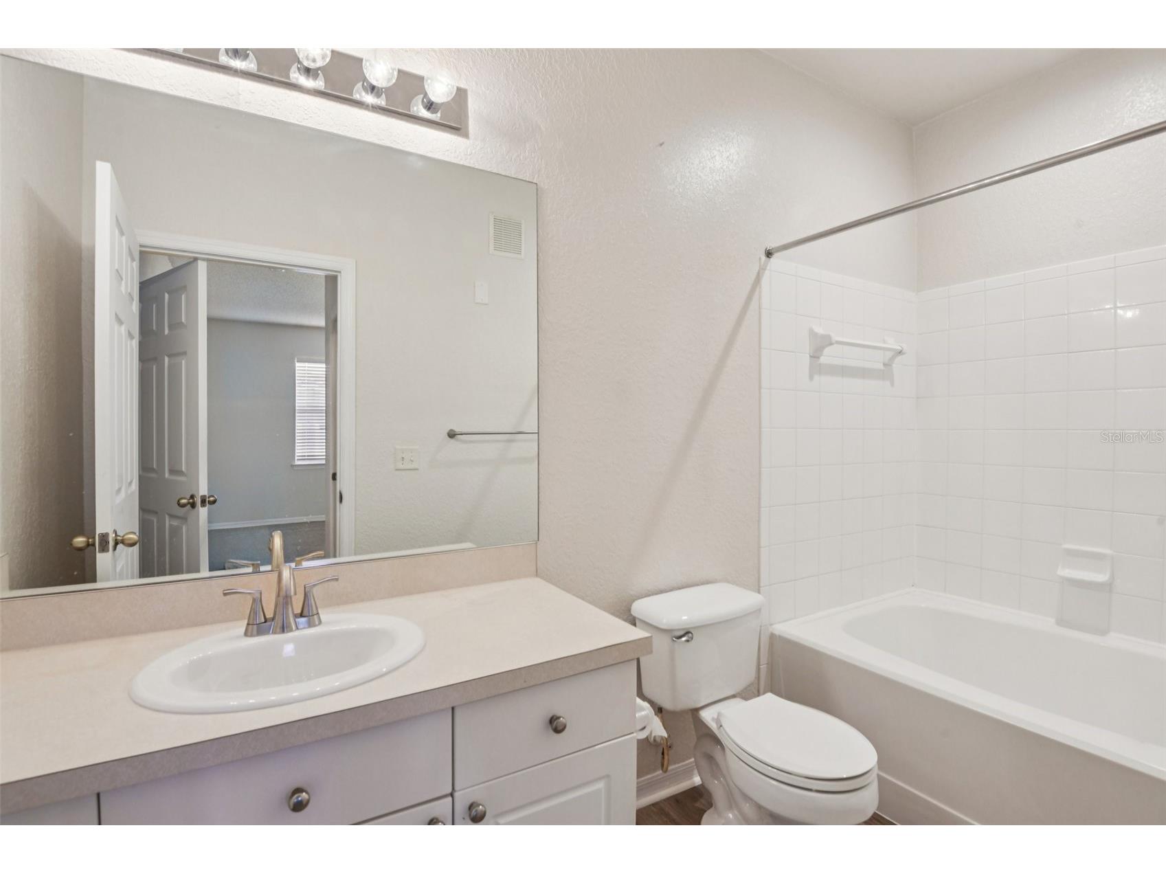 18001 Richmond Place Drive #1213 Tampa FL 33647 TB8466997 image21
