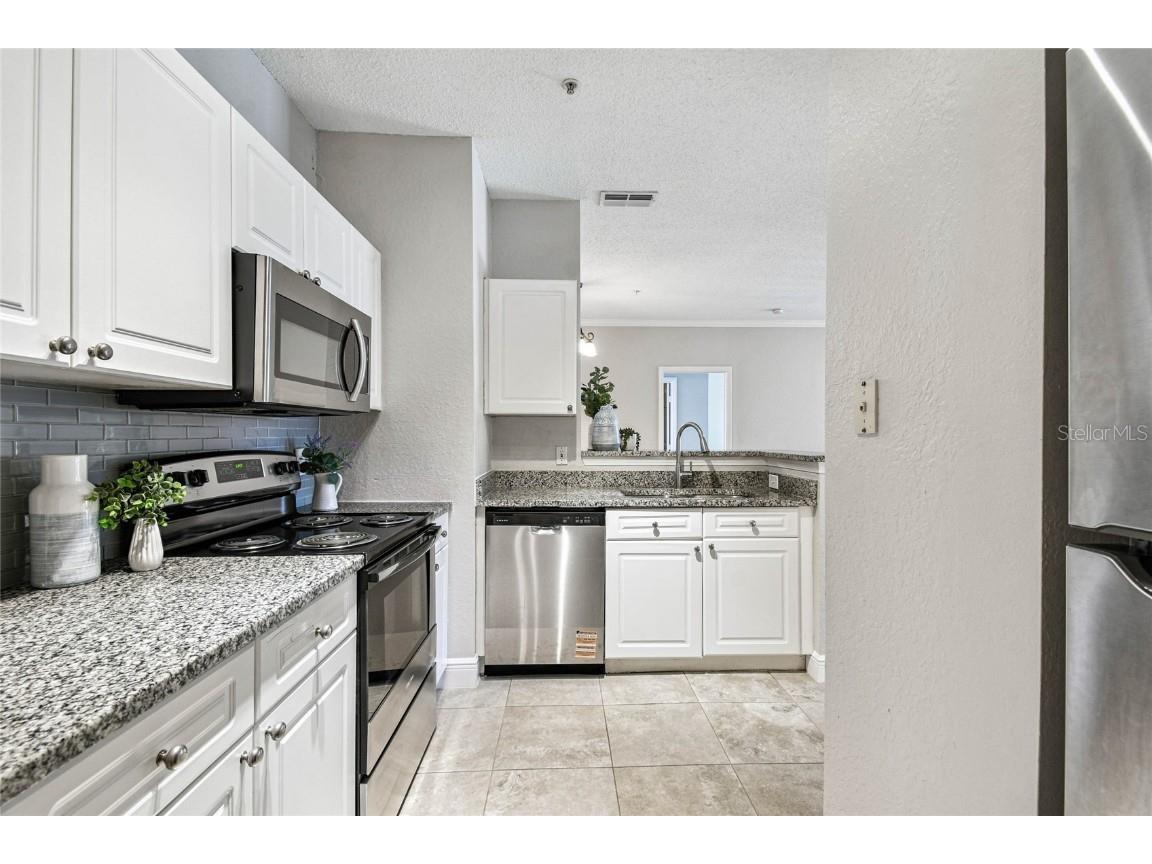 18001 Richmond Place Drive #1223 Tampa FL 33647 TB8437168 image10