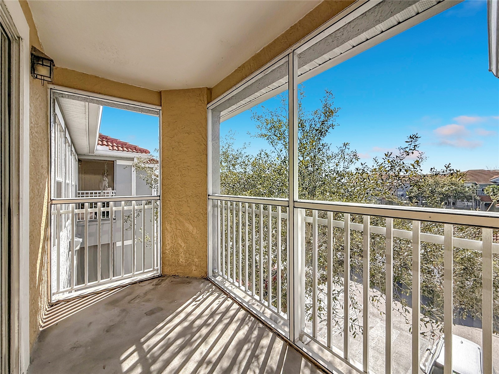 18001 Richmond Place Drive #1233 Tampa FL 33647 TB8479674 image32