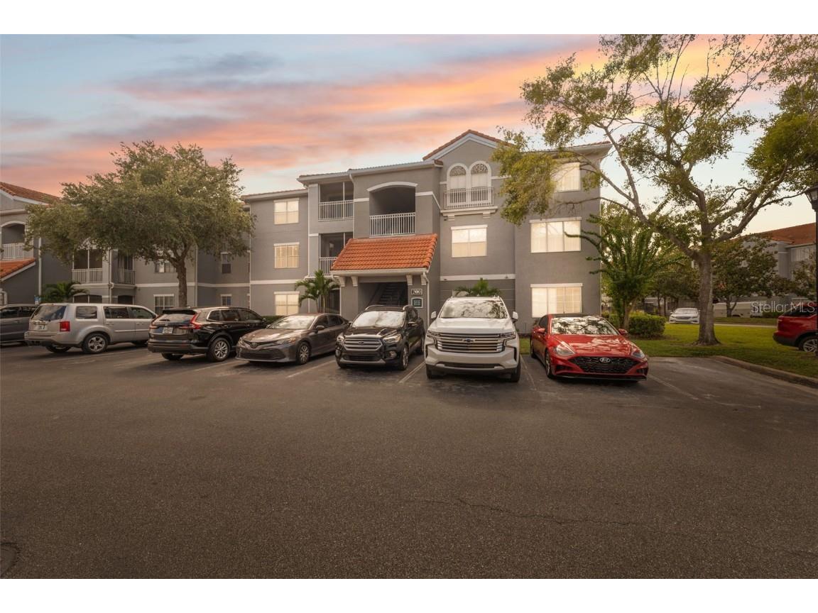 18001 Richmond Place Drive #215 Tampa FL 33647 TB8433083 image1