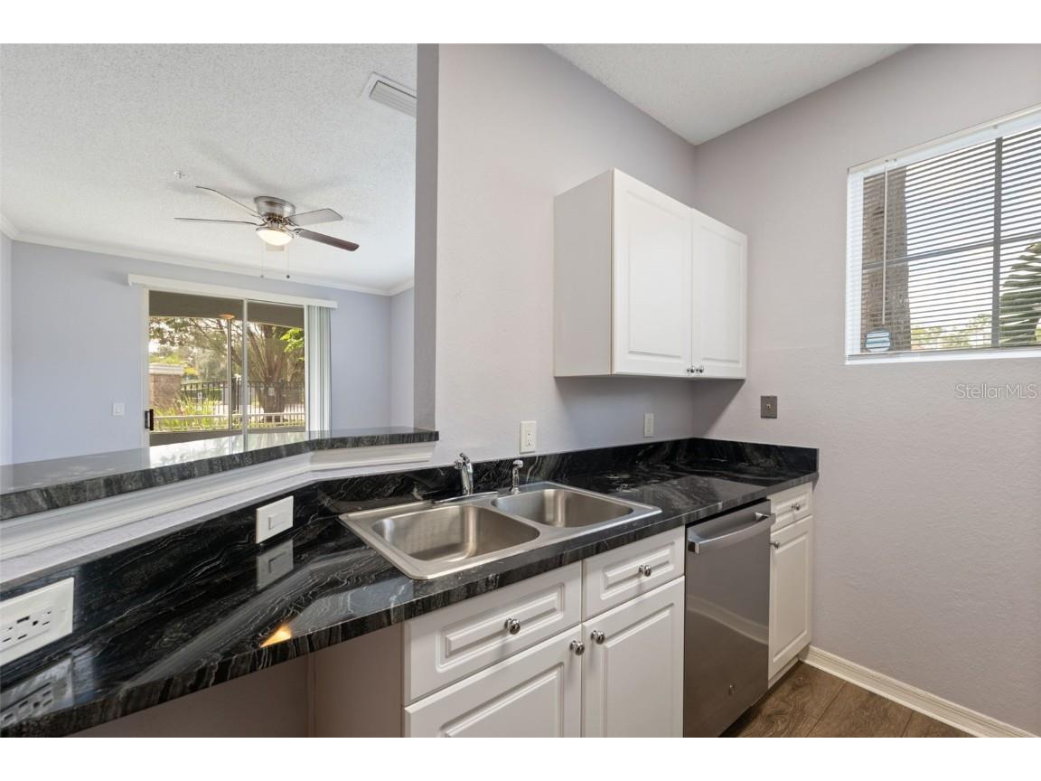 18001 Richmond Place Drive #215 Tampa FL 33647 TB8433083 image12