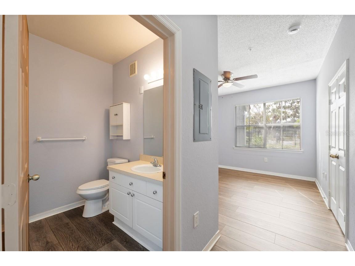 18001 Richmond Place Drive #215 Tampa FL 33647 TB8433083 image17