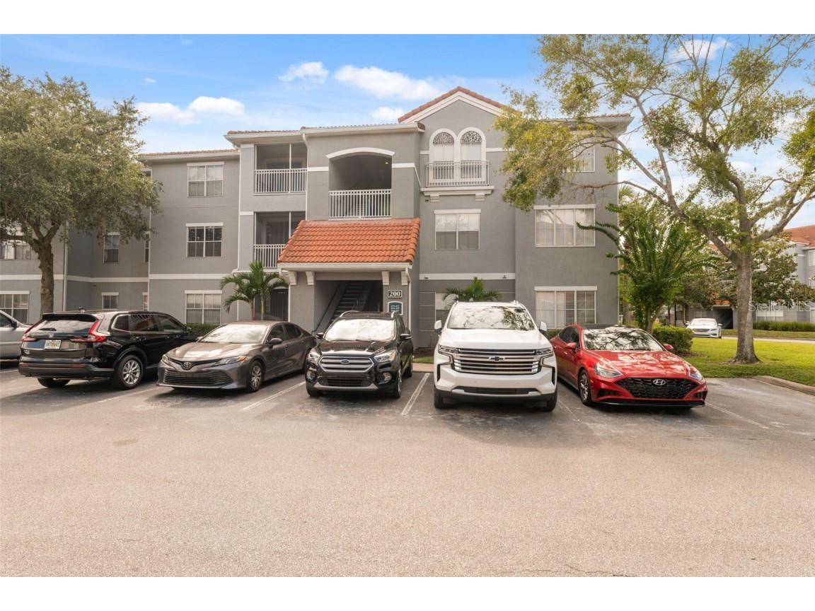 18001 Richmond Place Drive #215 Tampa FL 33647 TB8433083 image2