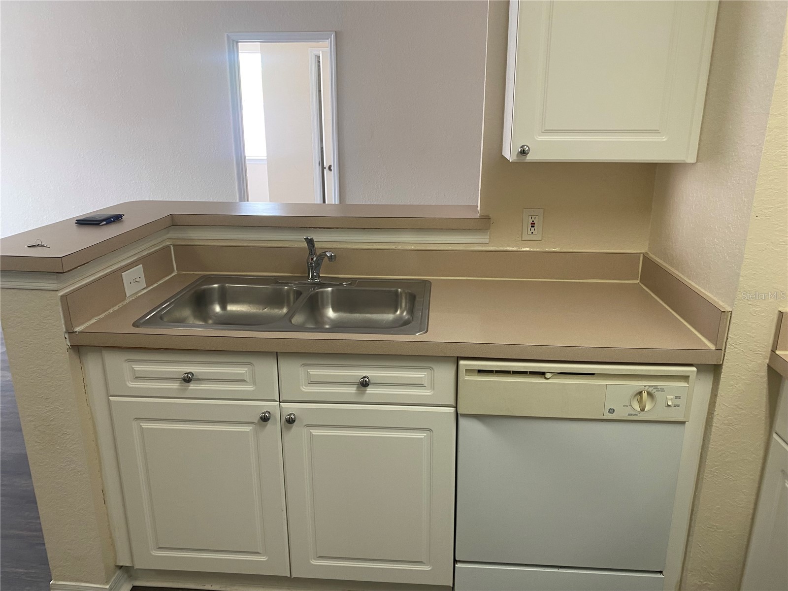 18001 Richmond Place Drive #222 Tampa FL 33647 TB8526330 image3