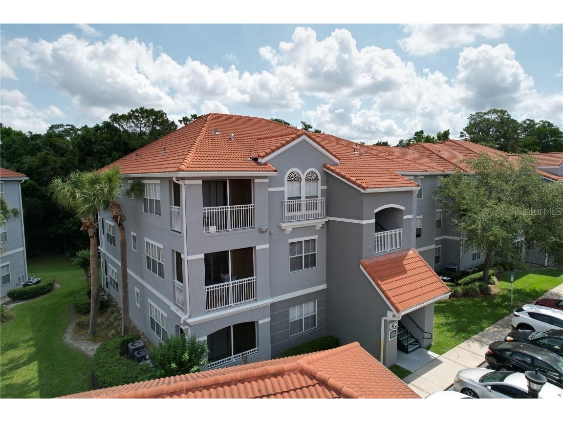18001 Richmond Place Drive #330 Tampa FL 33647 TB8384358 image1