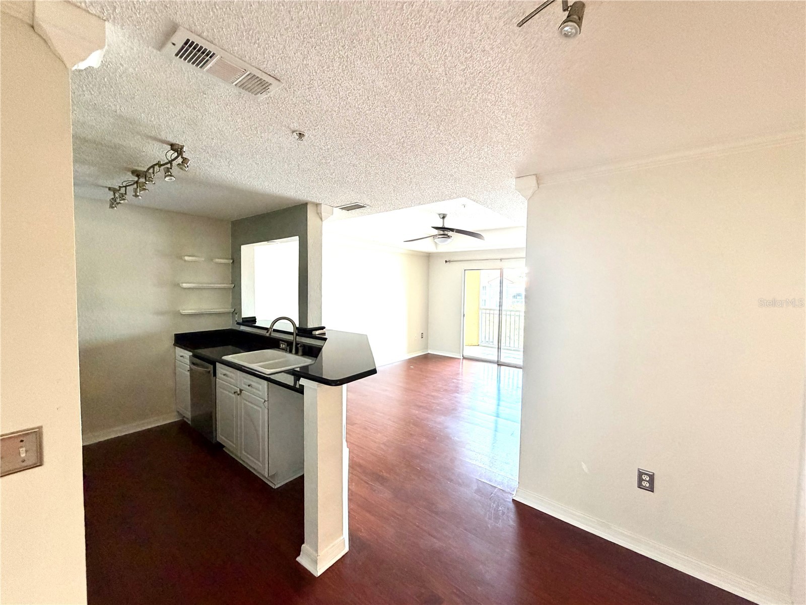 18001 Richmond Place Drive #533 Tampa FL 33647 TB8519162 image5