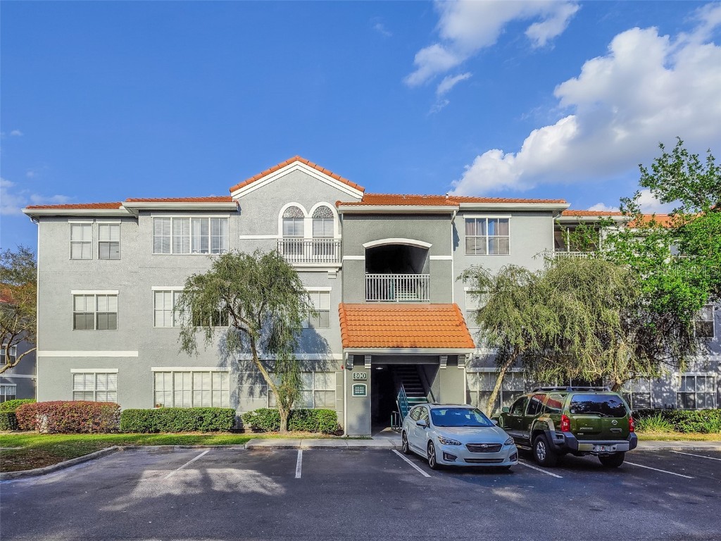18001 Richmond Place Drive #831 Tampa FL 33647 T3432721 image1