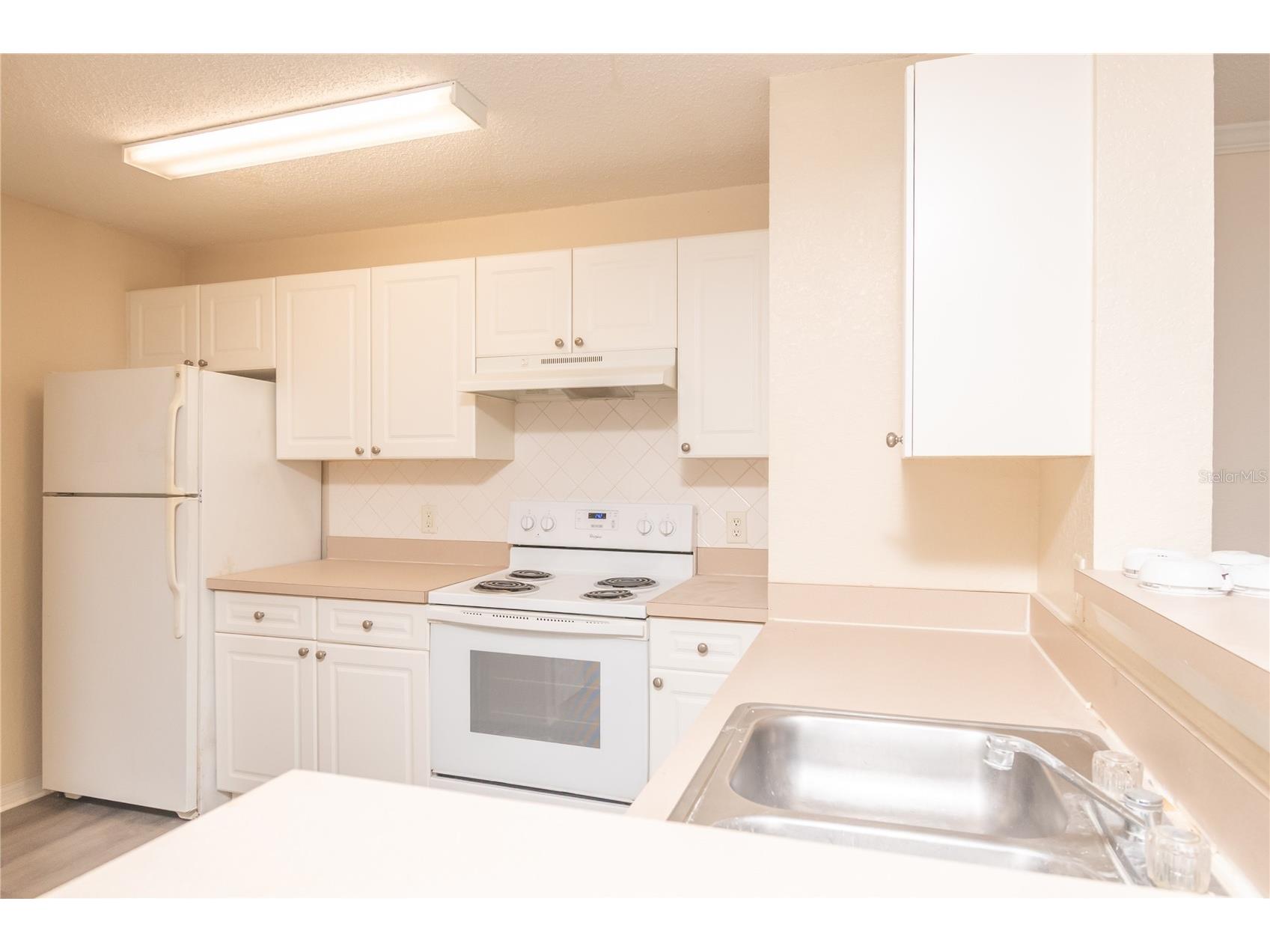 18001 Richmond Place Drive #834 Tampa FL 33647 C7522658 image2