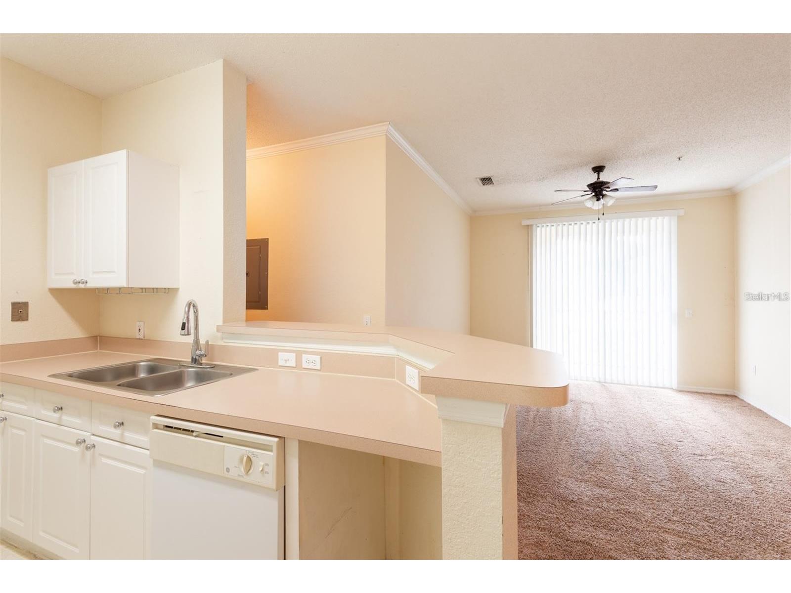 18001 Richmond Place Drive #926 Tampa FL 33647 TB8458537 image2