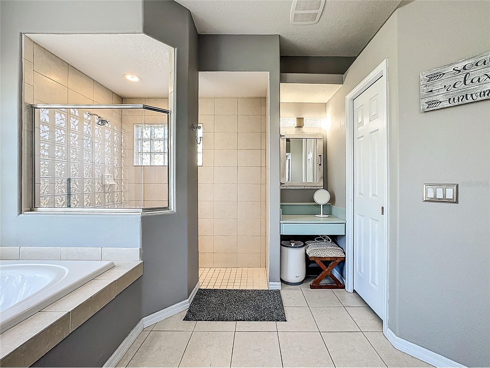 18002 Howling Wolf Run Parrish FL 34219 A4687201 image37