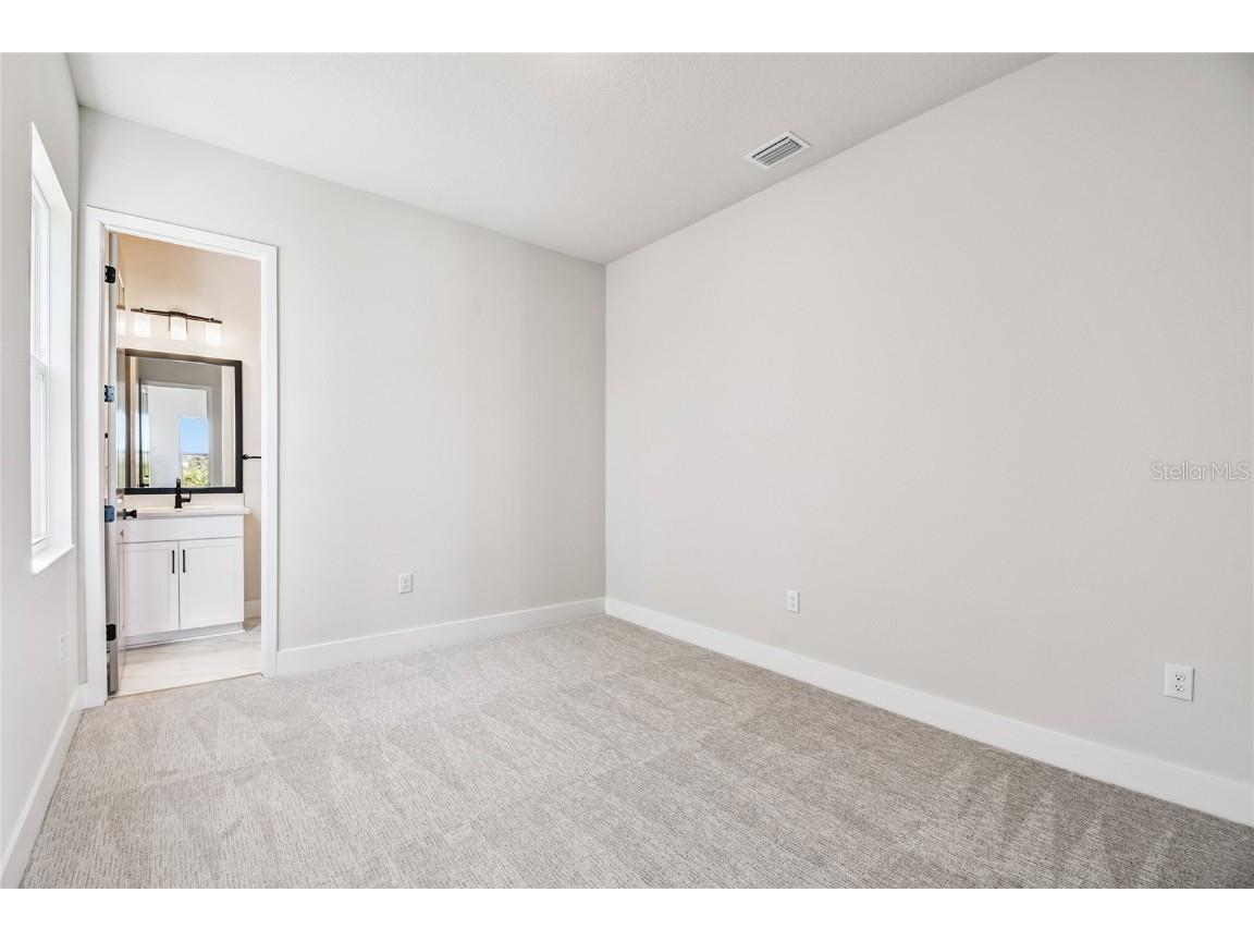 18003 Foxtail Loop Venice FL 34293 TB8421191 image33