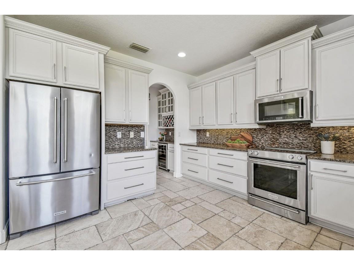 18005 Malakai Isle Drive Tampa FL 33647 - CORY LAKE TB8420628 image18