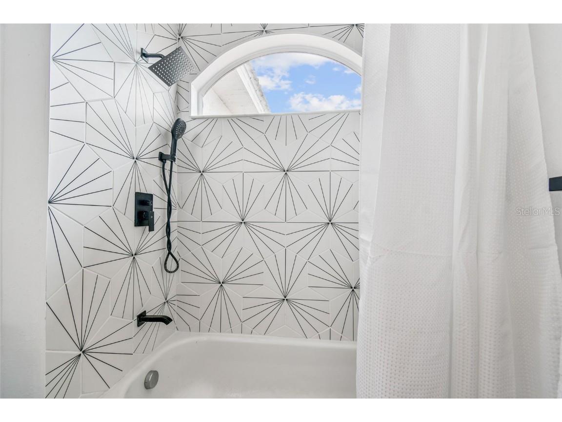 18005 Malakai Isle Drive Tampa FL 33647 - CORY LAKE TB8420628 image54