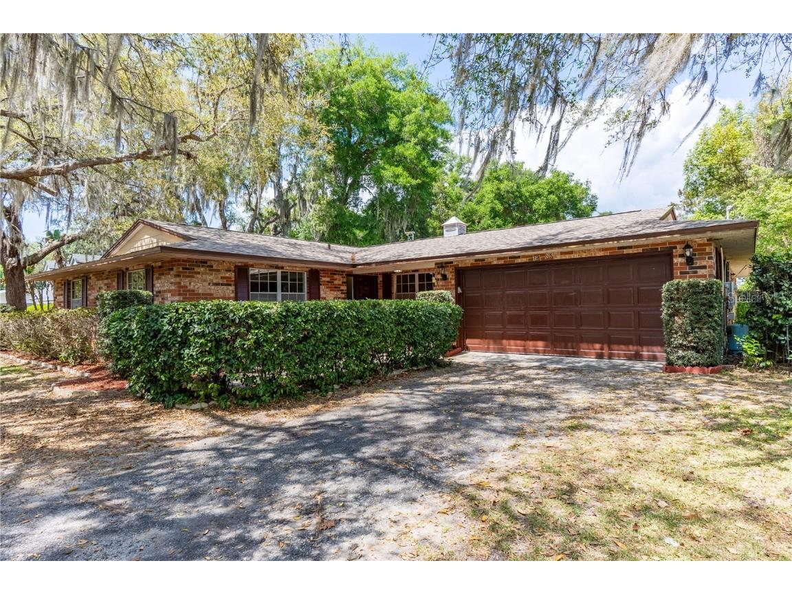 18005 Palm Street Umatilla FL 32784 O6101774 image1