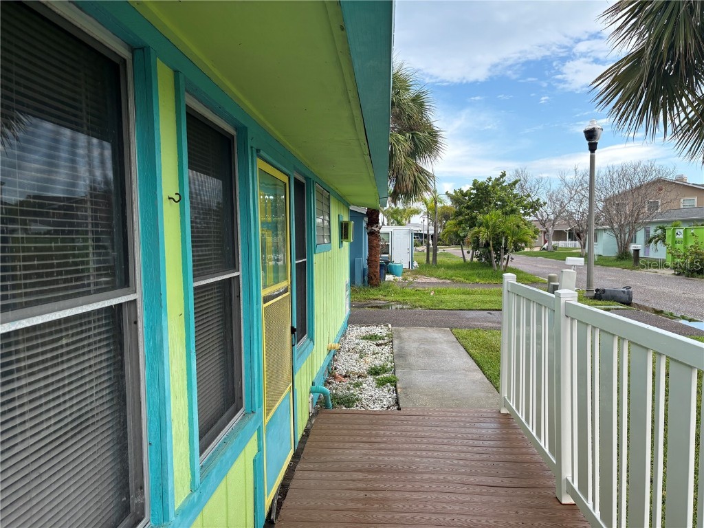 18006 4th Street E Redington Shores FL 33708 TB8339051 image13