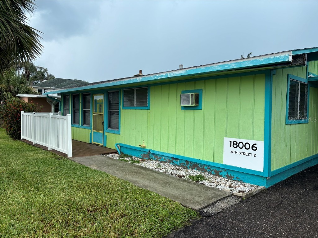 18006 4th Street E Redington Shores FL 33708 TB8339051 image4