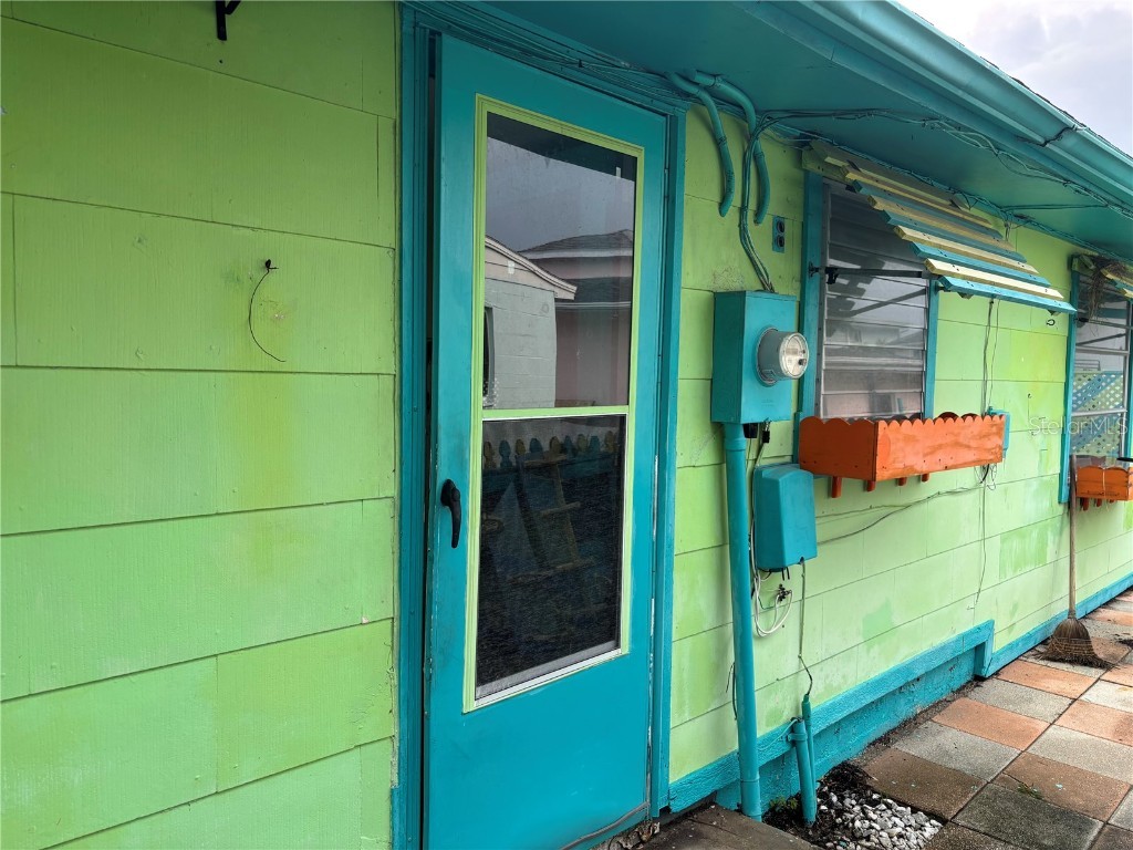 18006 4th Street E Redington Shores FL 33708 TB8339051 image7