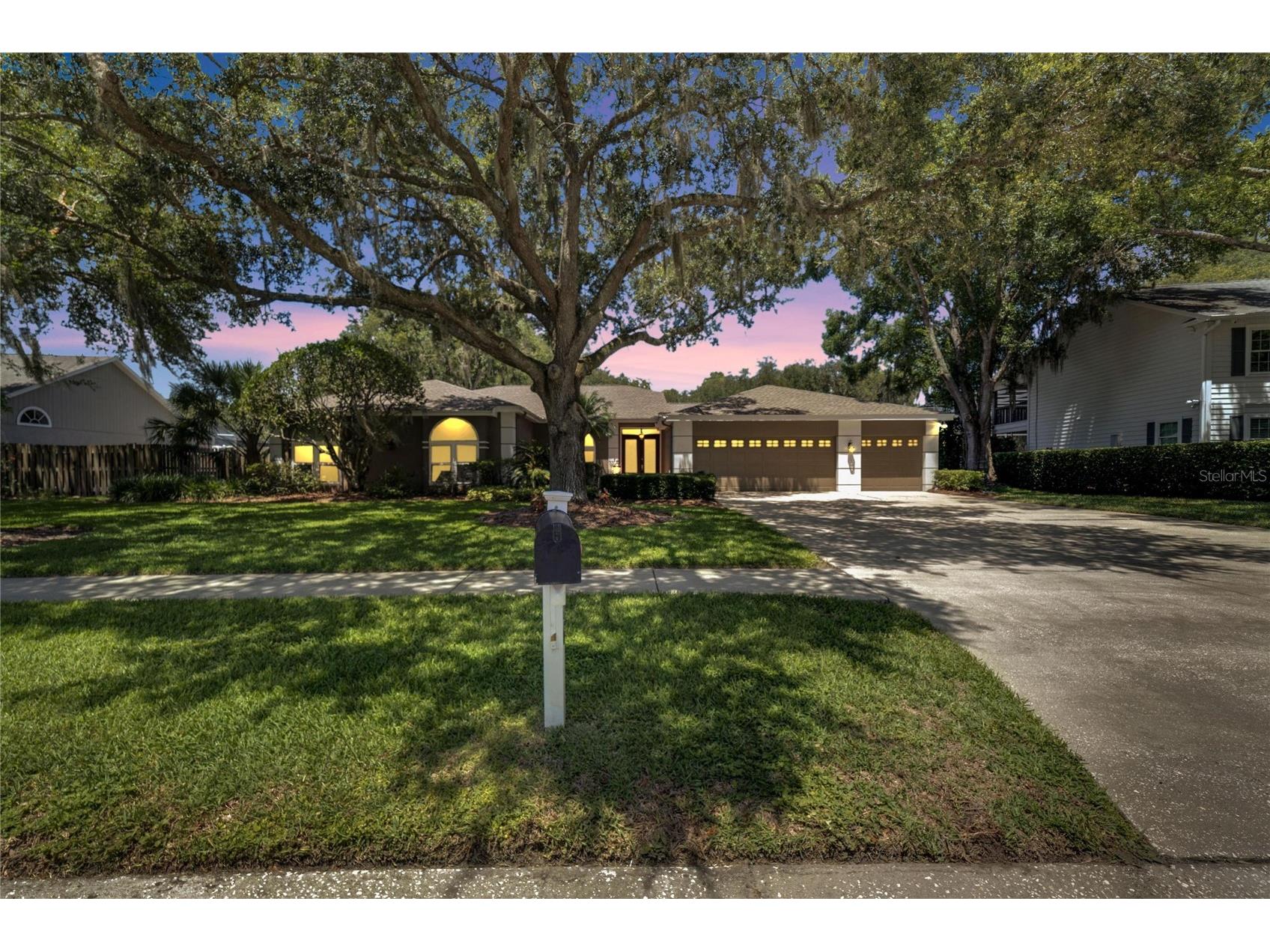 18006 Clear Lake Dr  