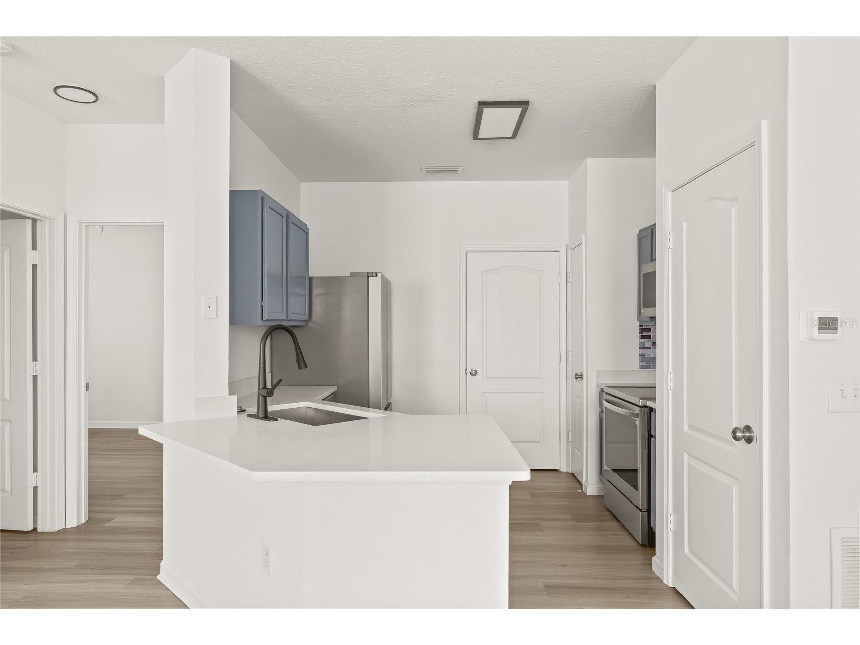 18006 Villa Creek Drive Tampa FL 33647 TB8485896 image22