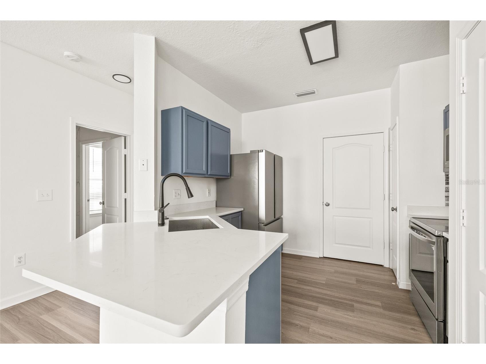 18006 Villa Creek Drive Tampa FL 33647 TB8485896 image23