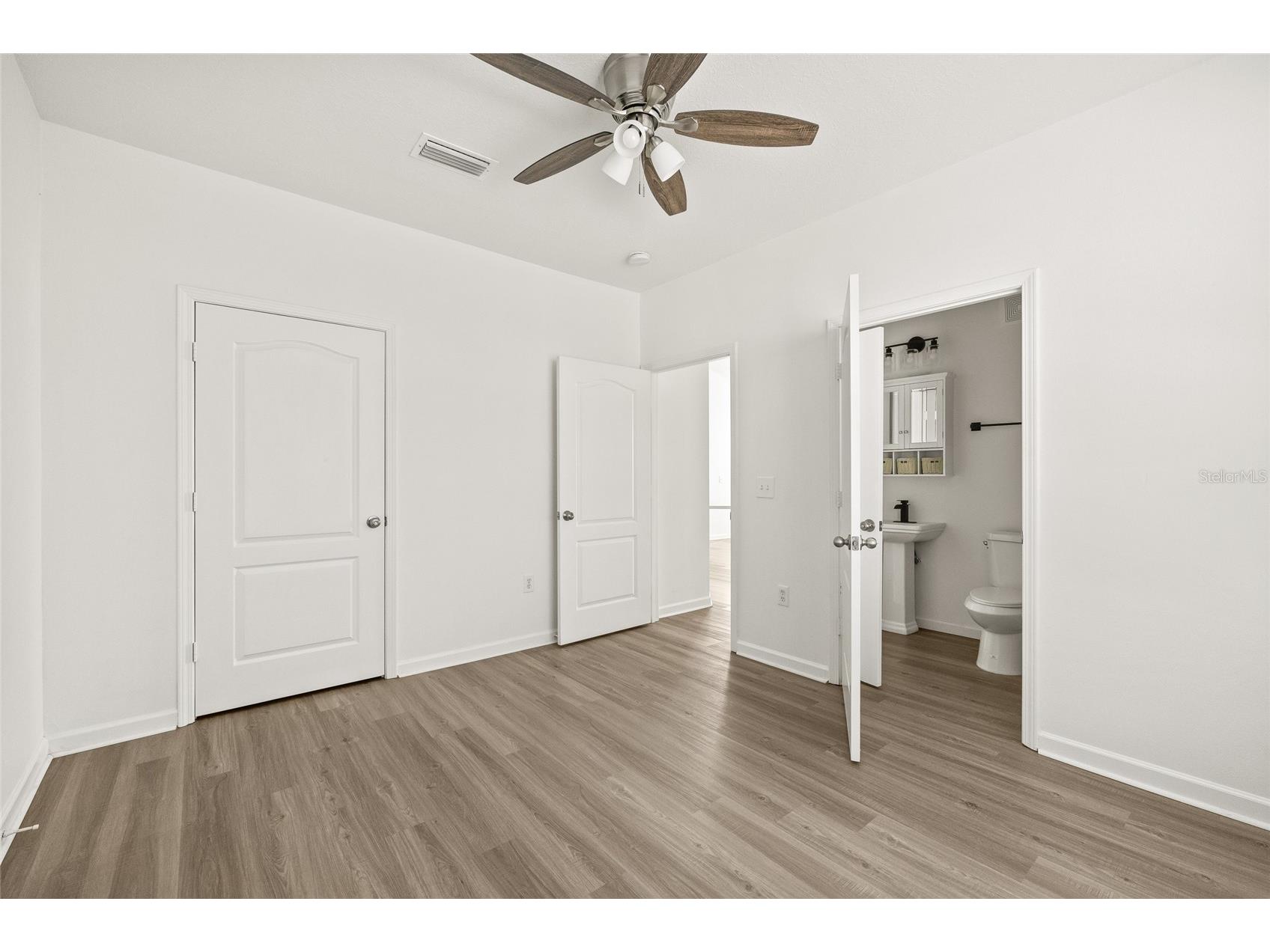 18006 Villa Creek Drive Tampa FL 33647 TB8485896 image29