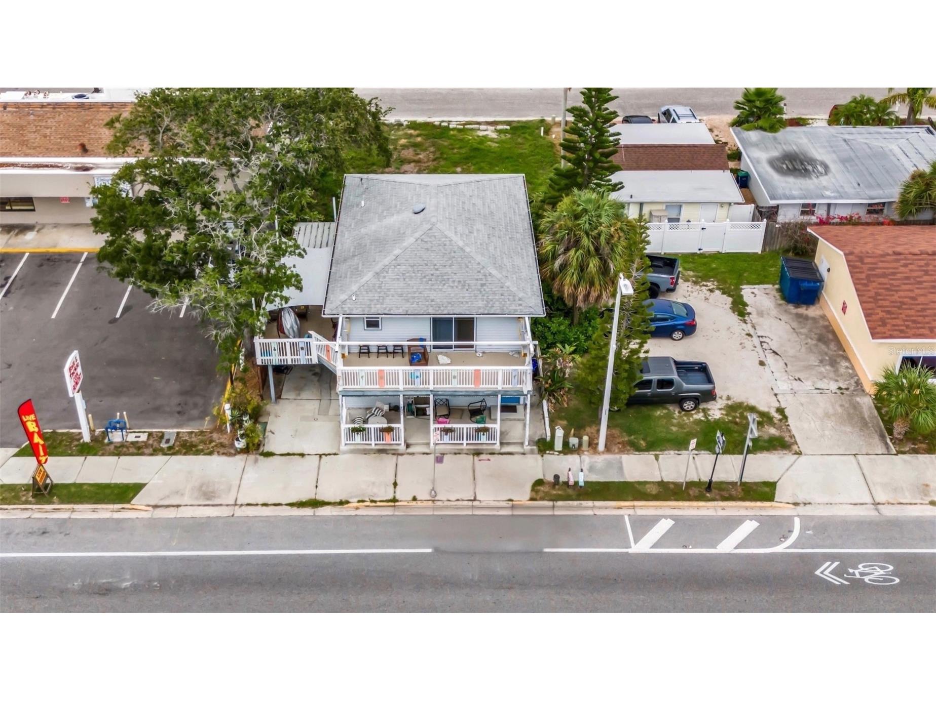 18007 Gulf Boulevard #1 Redington Shores FL 33708 TB8480508 image1