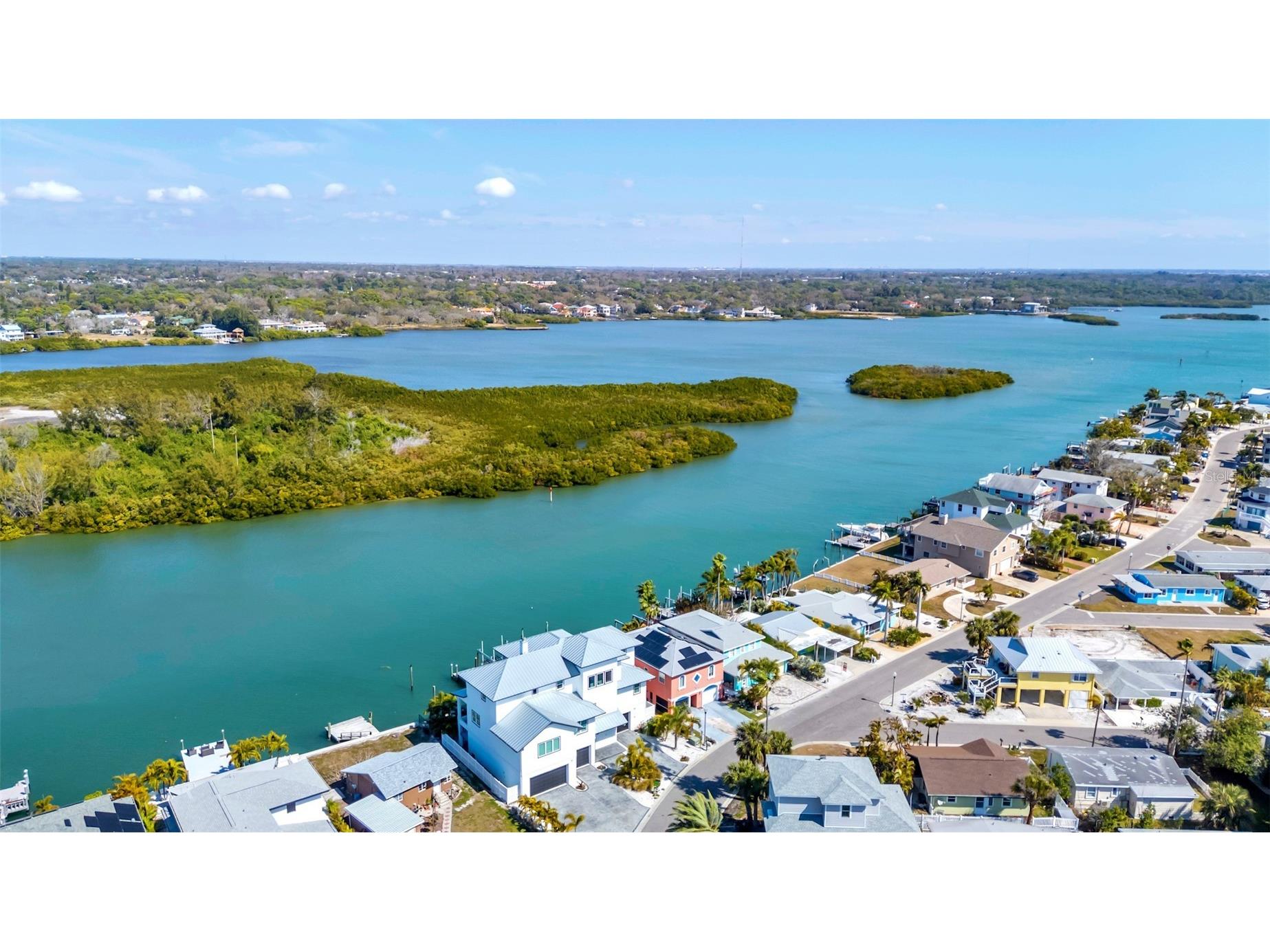 18007 Gulf Boulevard #1 Redington Shores FL 33708 TB8480508 image18