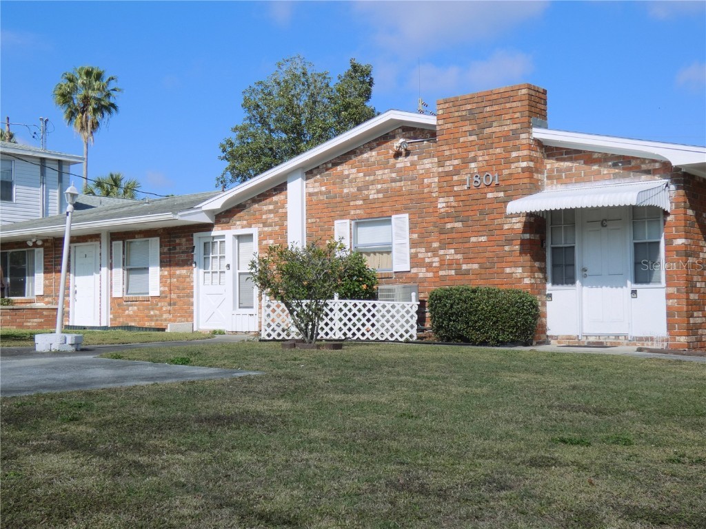 1801 3rd Court SE #E Winter Haven FL 33880 P4921179 image1