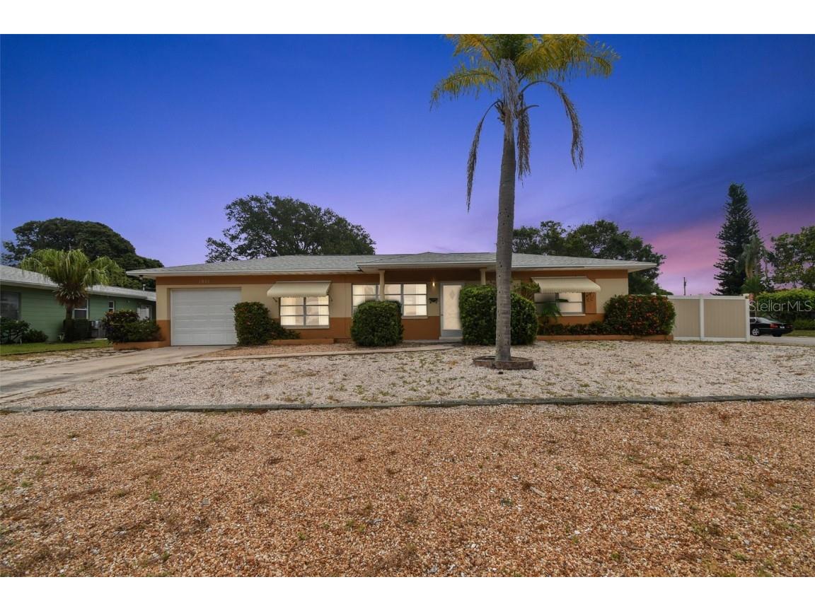 1801 40th Street N Saint Petersburg FL 33713 U8202367 image1