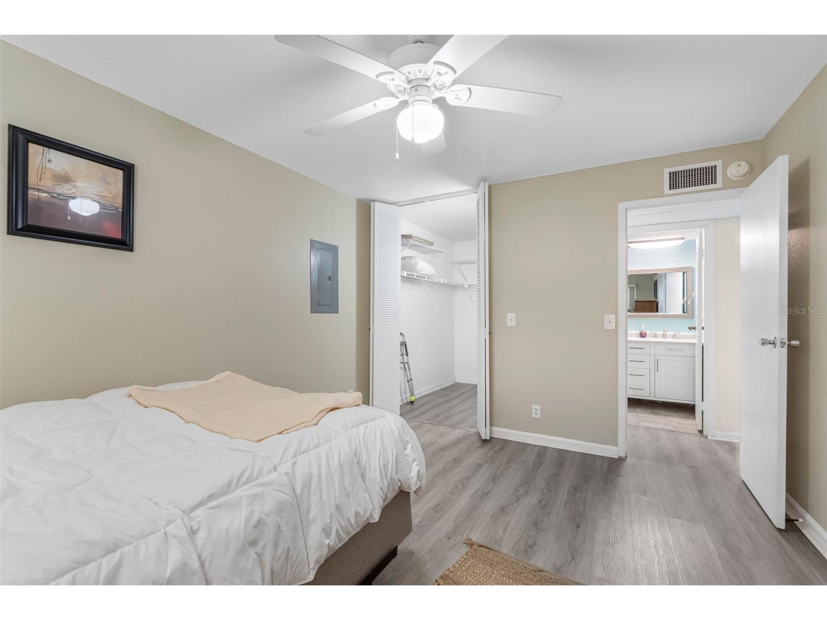 1801 Bedford Lane #33 Sun City Center FL 33573 TB8493311 image12