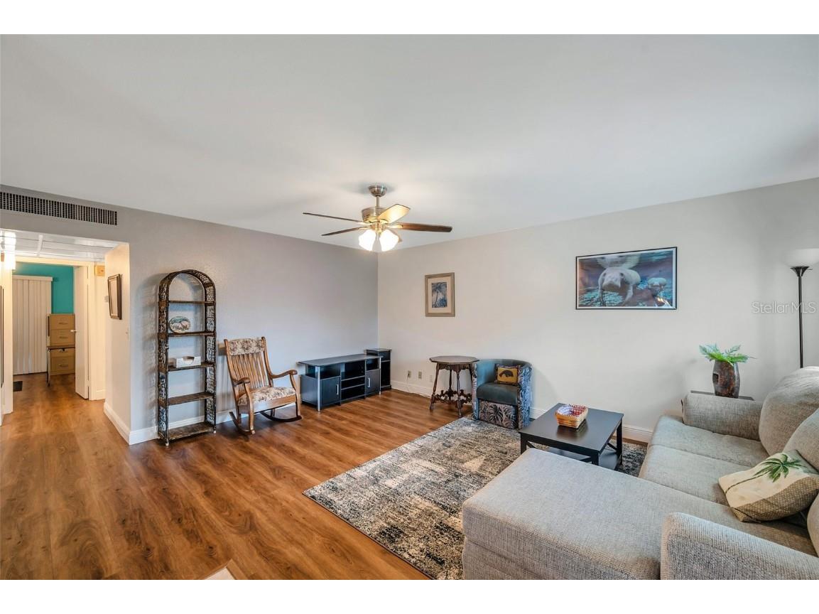 1801 Bedford Terrace #221 Sun City Center FL 33573 TB8364156 image4