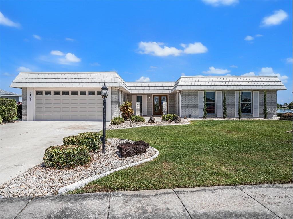 1801 Danbury Drive Sun City Center FL 33573 O6055066 image1